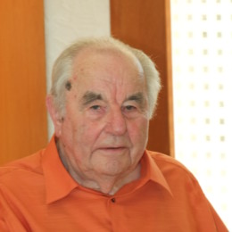 Heinrich Bode (verst. 2021), langjähriger Gemeinderatsherr,  Samtgemeinderatsherr und Kreistagsabgeordneter aus Gieboldehausen